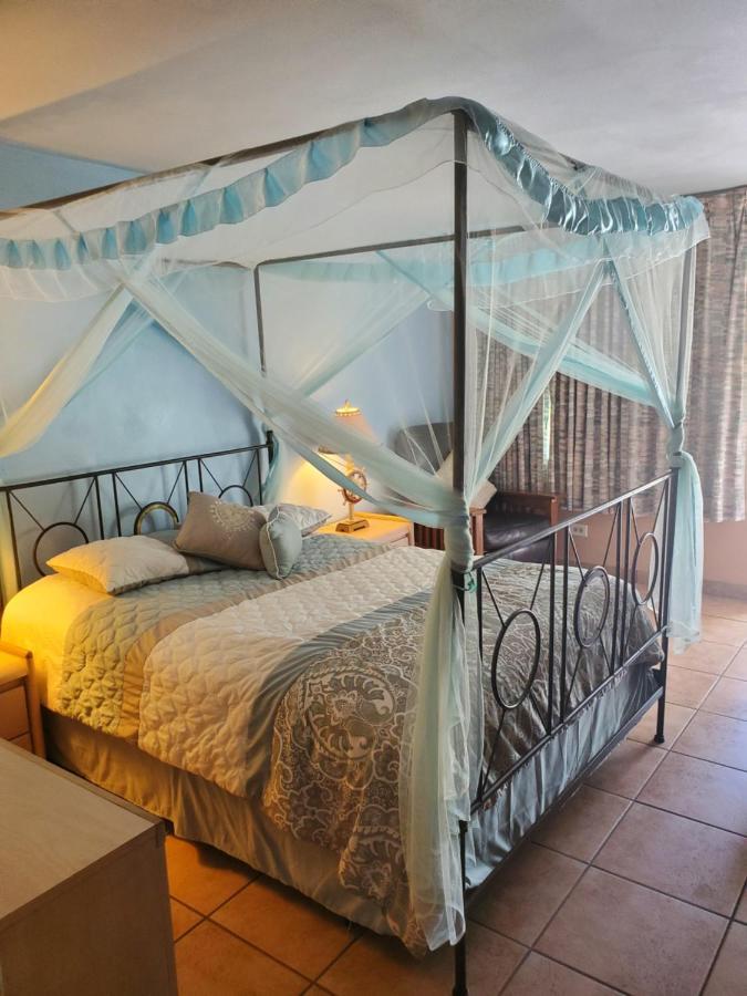 Conty'S Motel Naples Manor Ngoại thất bức ảnh