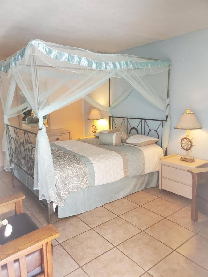 Conty'S Motel Naples Manor Ngoại thất bức ảnh