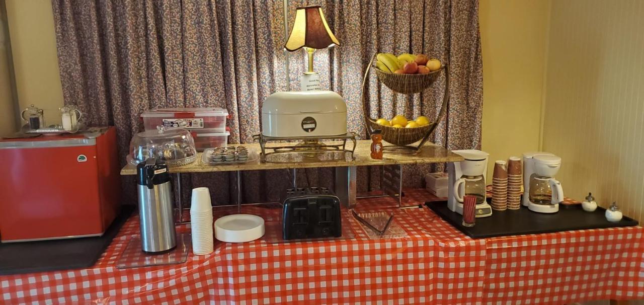 Conty'S Motel Naples Manor Ngoại thất bức ảnh